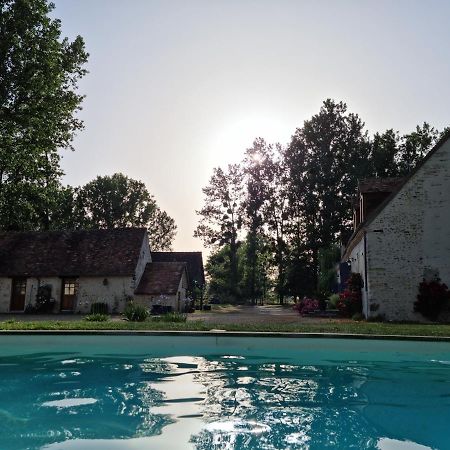 L 'Aupinouse Chambre Double Pivoine Avec Salle D'Eau Privative La Suze-sur-Sarthe Exterior photo