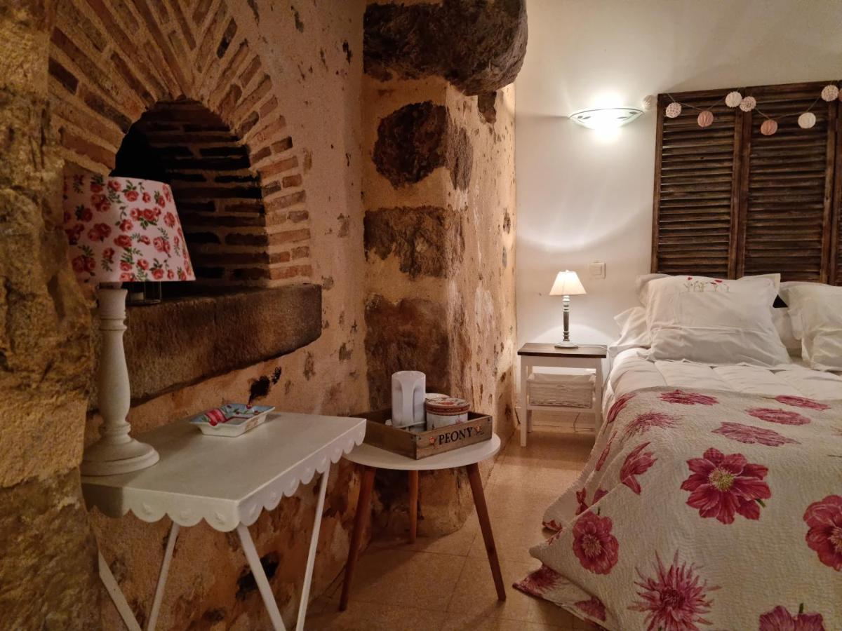 L 'Aupinouse Chambre Double Pivoine Avec Salle D'Eau Privative La Suze-sur-Sarthe Exterior photo