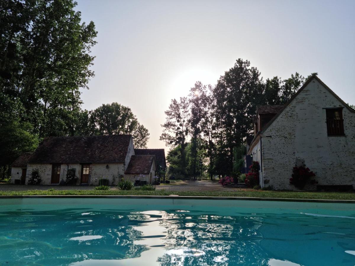 L 'Aupinouse Chambre Double Pivoine Avec Salle D'Eau Privative La Suze-sur-Sarthe Exterior photo